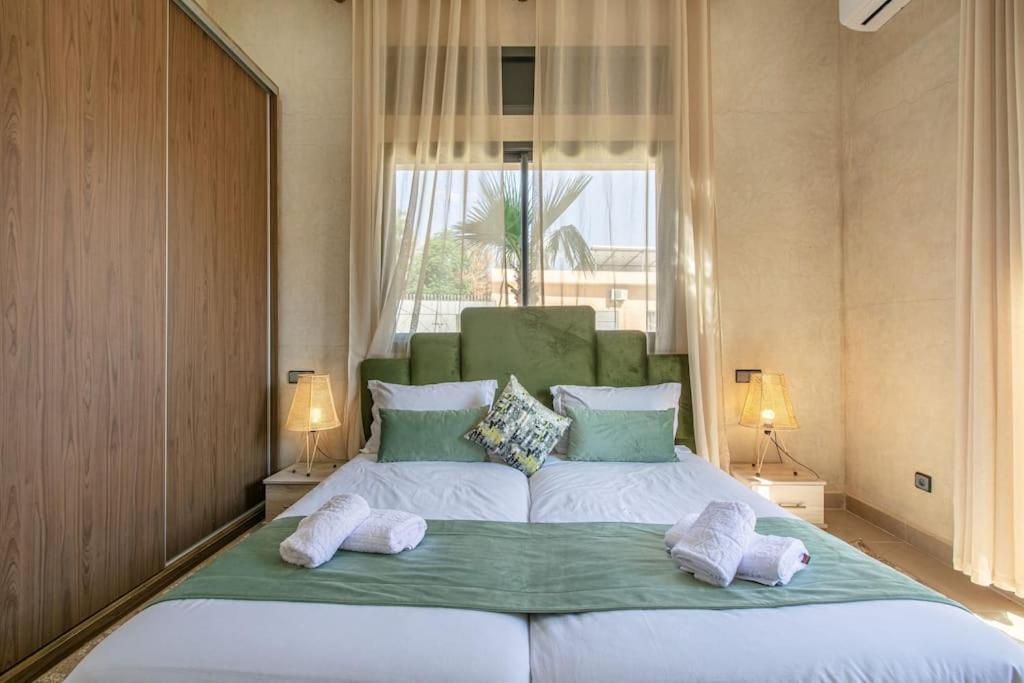 Villa Leila,Piscine , Grand Jardin, Jeux , Cuisiniere Marrakesh Exteriör bild