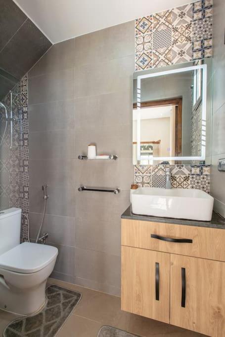 Villa Leila,Piscine , Grand Jardin, Jeux , Cuisiniere Marrakesh Exteriör bild